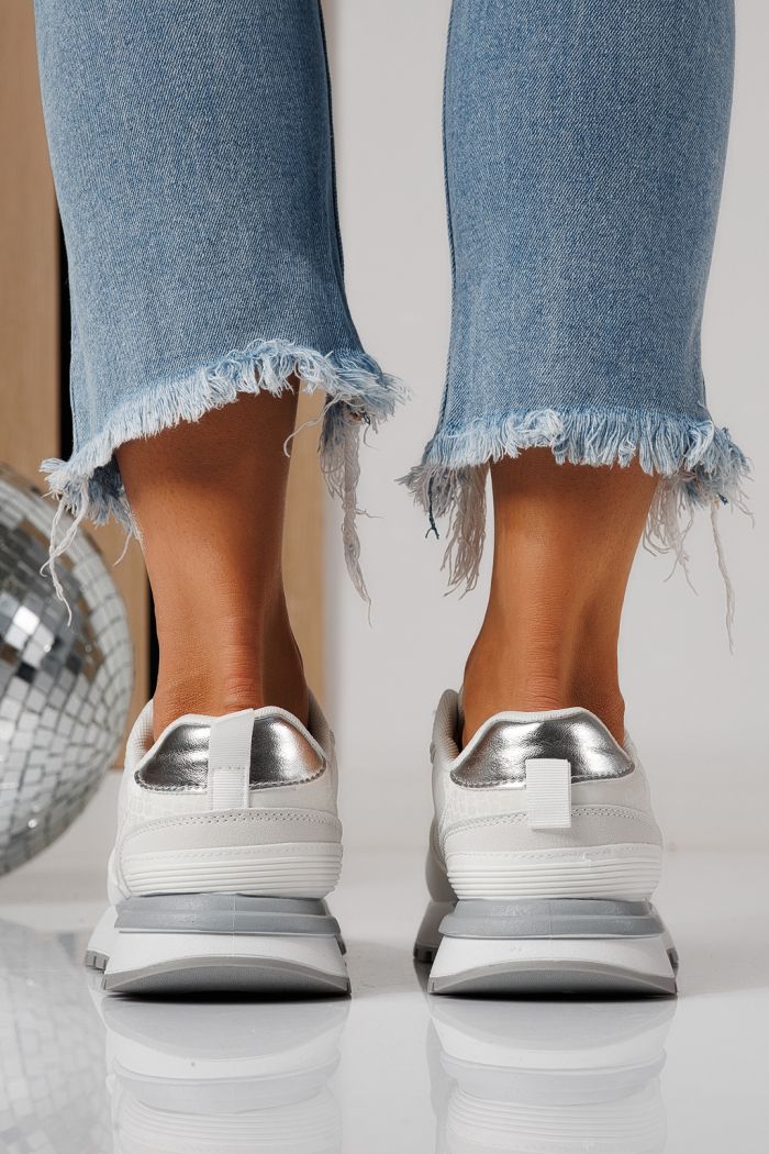 Дамски маратонки бели от текстилен материал Ava  #24320