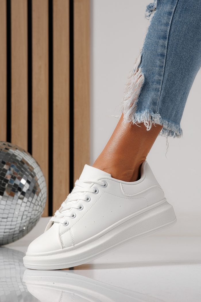 Дамски маратонки бели от еко кожа Sofia #24324