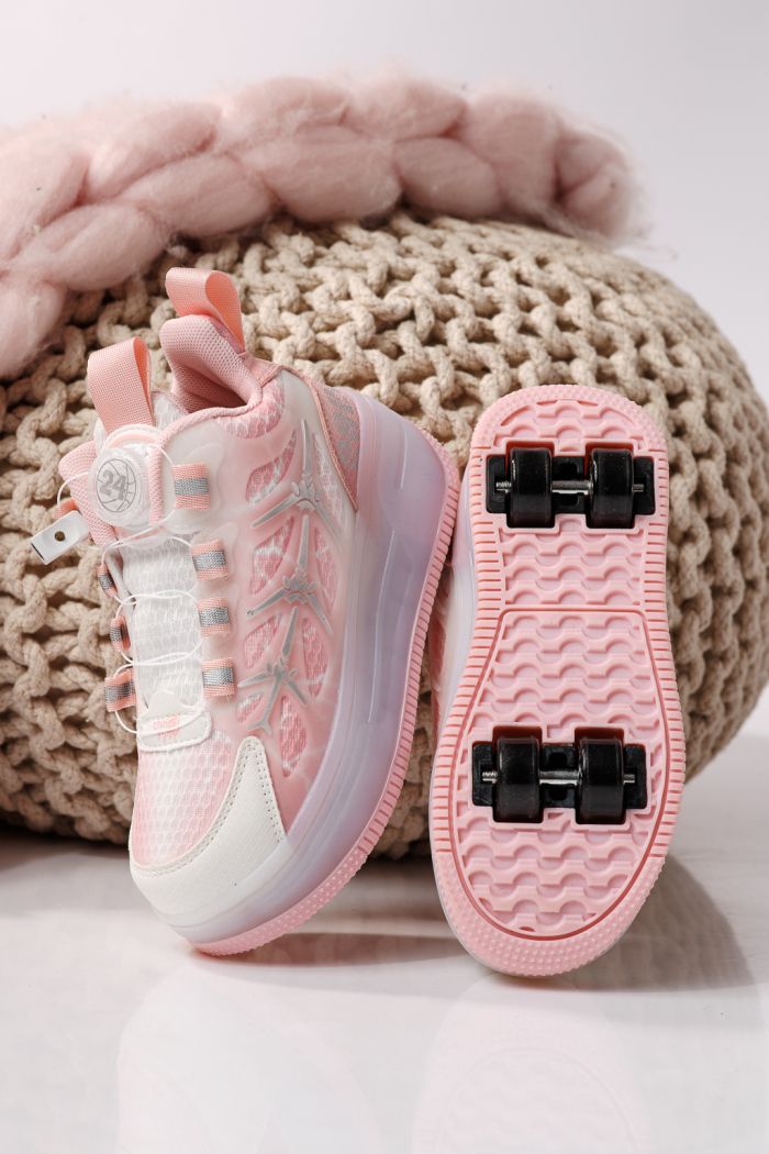 Маратонки с колелца розови от текстилен материал Carla #24395