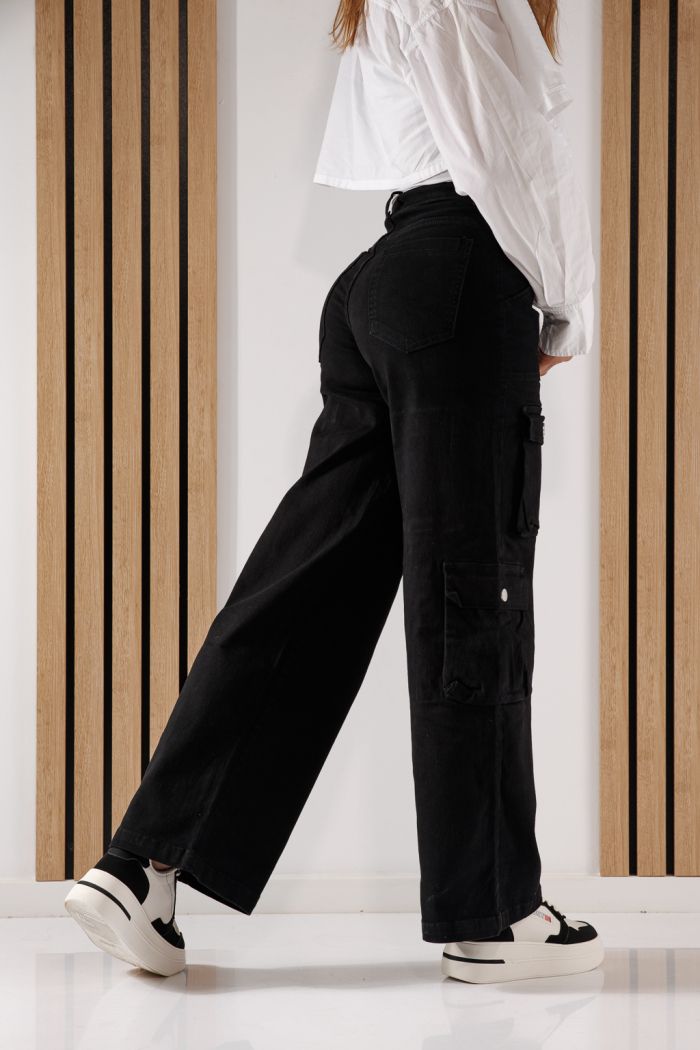 Дамски карго дънки Miki Черни #A643