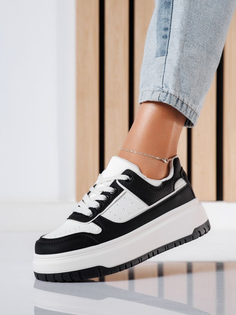 Дамски маратонки бели от еко кожа Mavis #24465