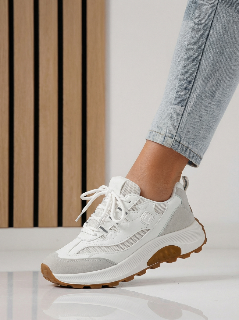 Дамски маратонки бели от текстилен материал Agatha #24414