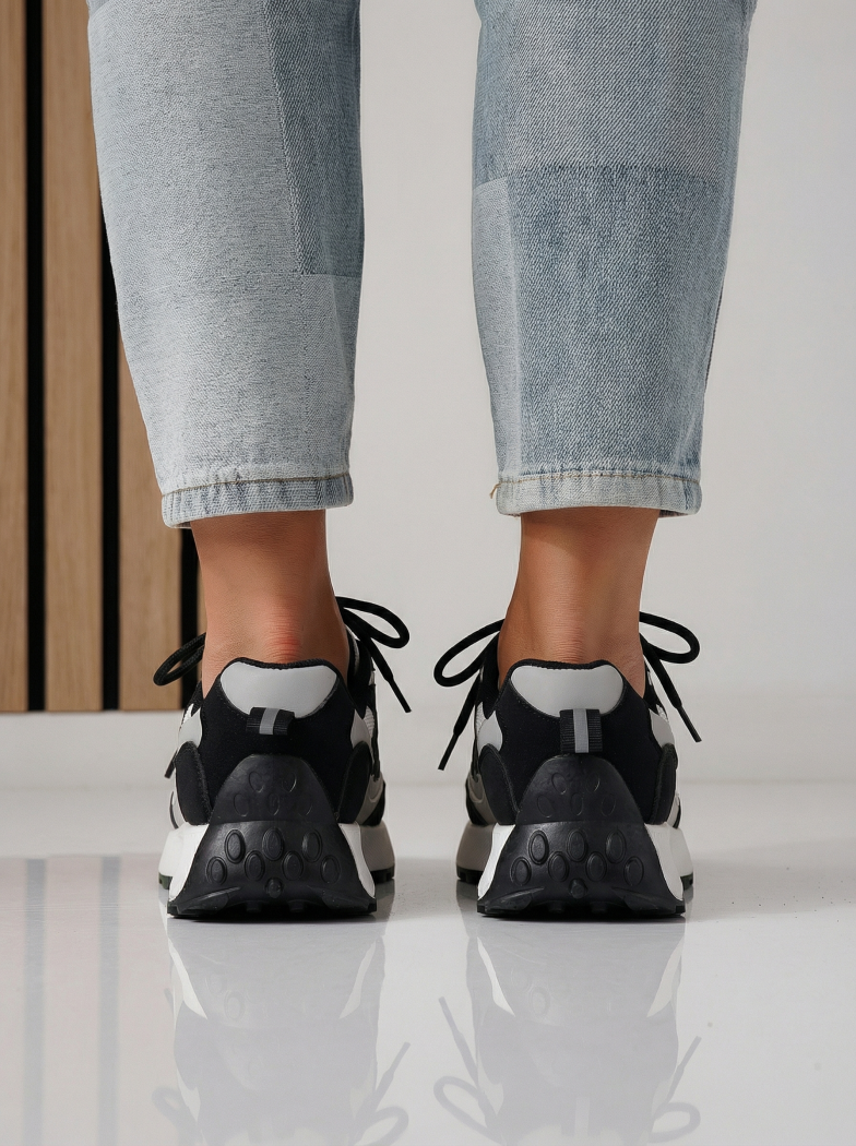 Дамски маратонки черни от текстилен материал Agatha #24412