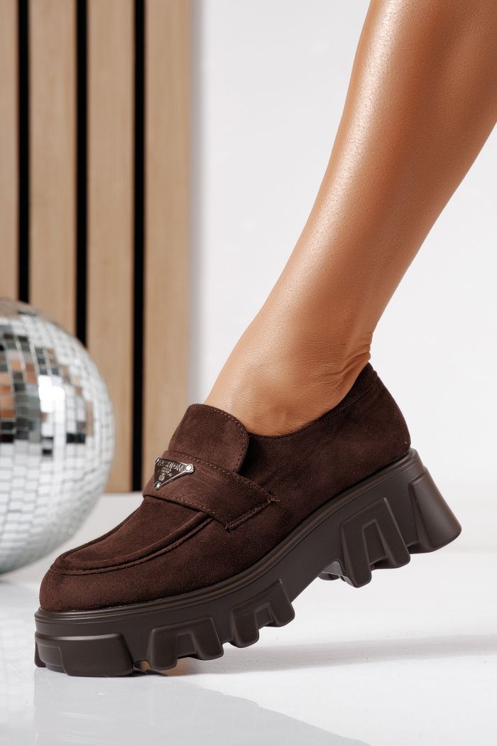 Всекидневни дамски обувки кафяви от обърната еко кожа Oriana #24484