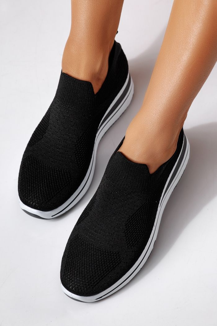 Дамски маратонки черни от текстилен материал Fausta #24471