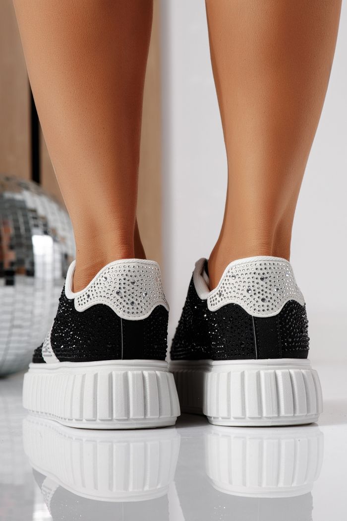 Дамски черни маратонки от екокожа Loris #24401