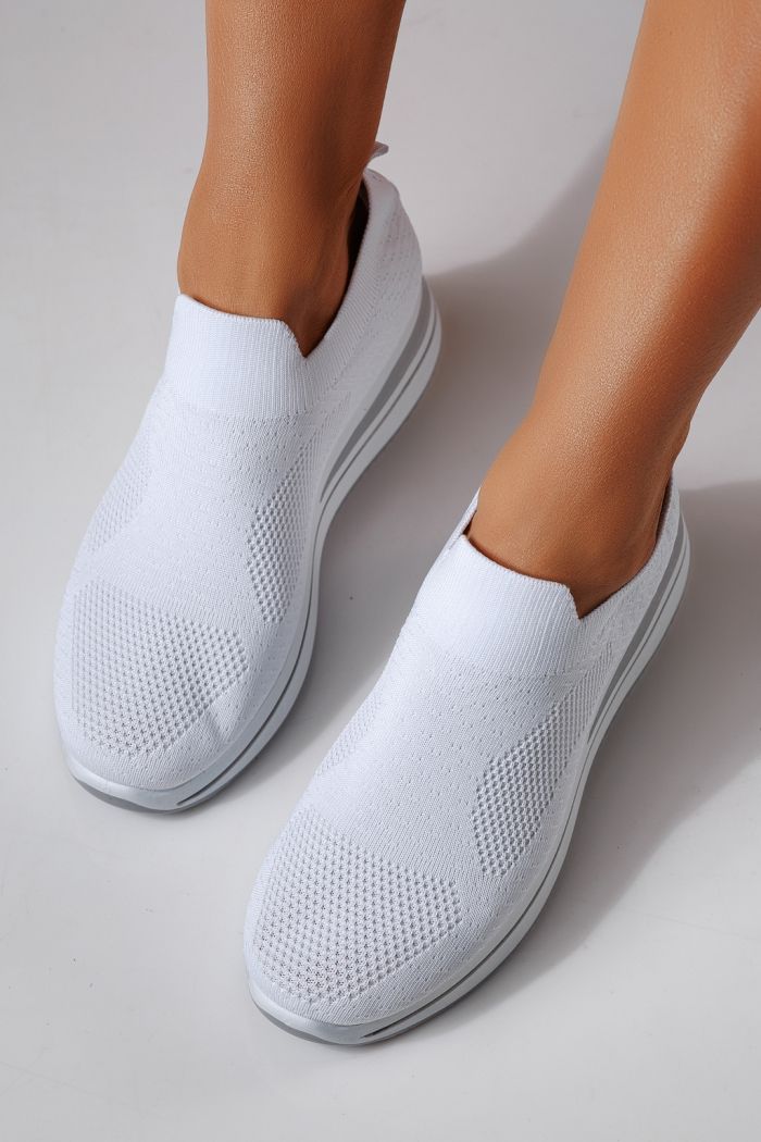 Дамски маратонки бели от текстилен материал Fausta #24470