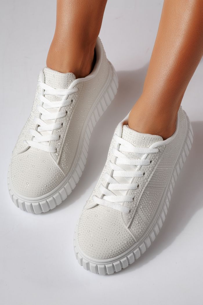 Дамски бели маратонки от екокожа Loris #24403