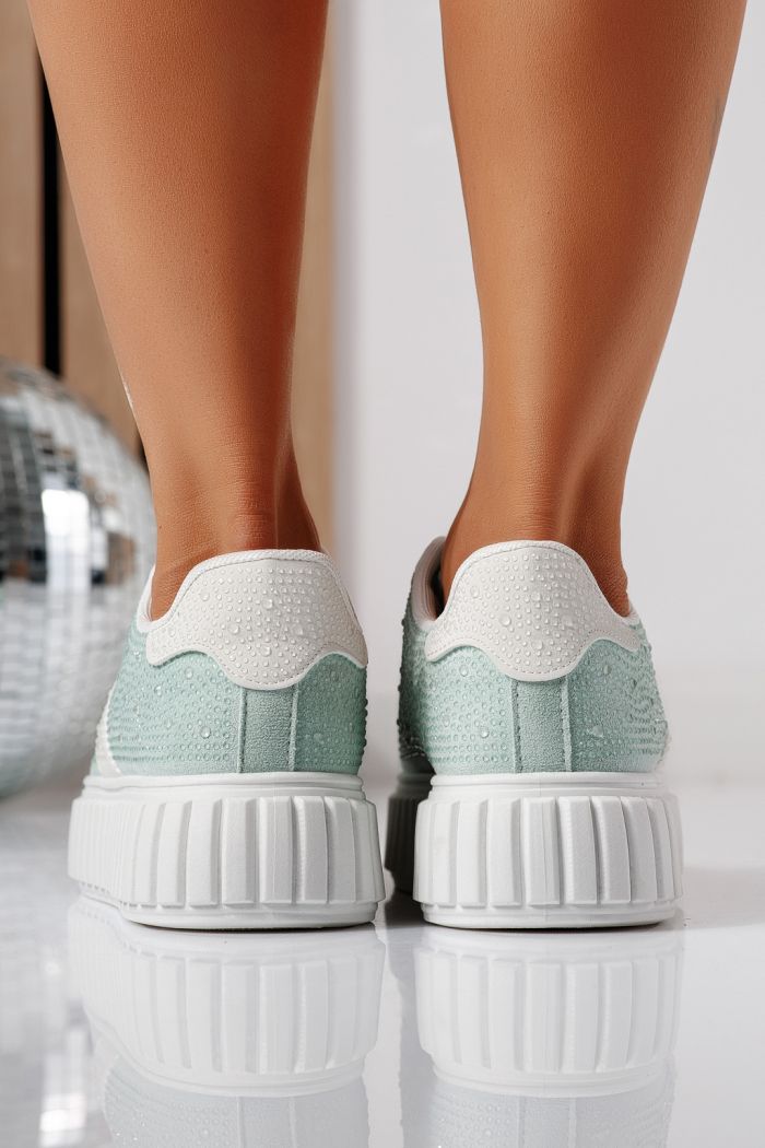 Дамски зелени велурени маратонки Loris #24404