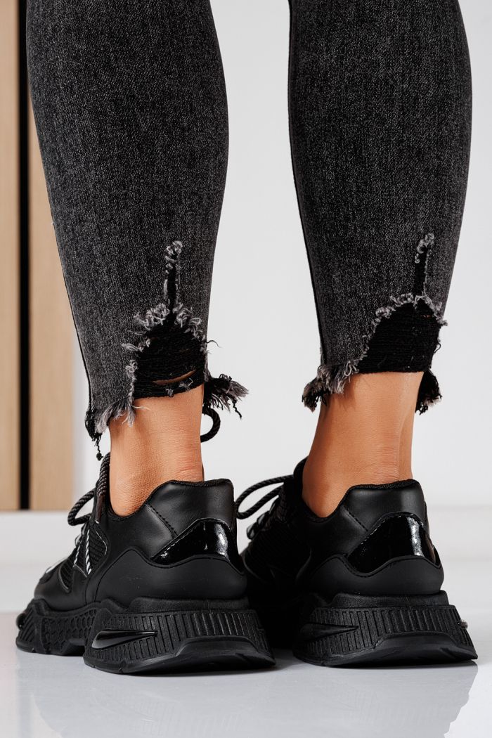 Дамски маратонки черни от еко кожа Devi #24545