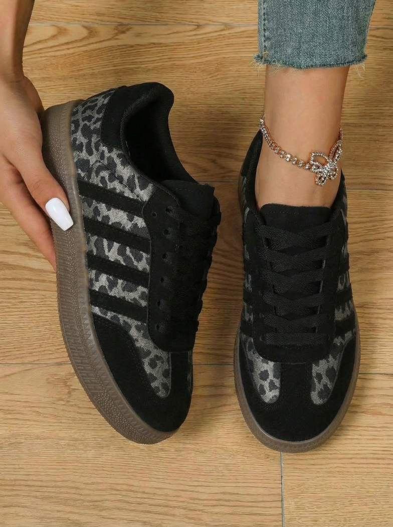 Дамски маратонки черни от обърната еко кожа Liza #24502