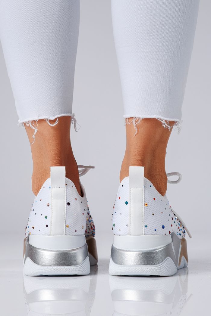 Дамски бели текстилни маратонки Maria #24608