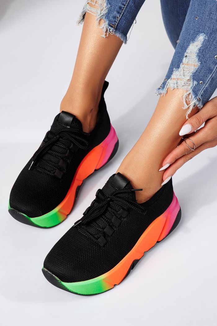 Дамски черни текстилни маратонки Maria #24609