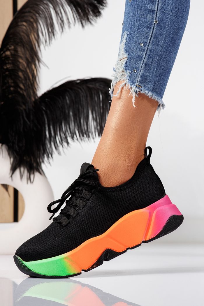 Дамски черни текстилни маратонки Maria #24609