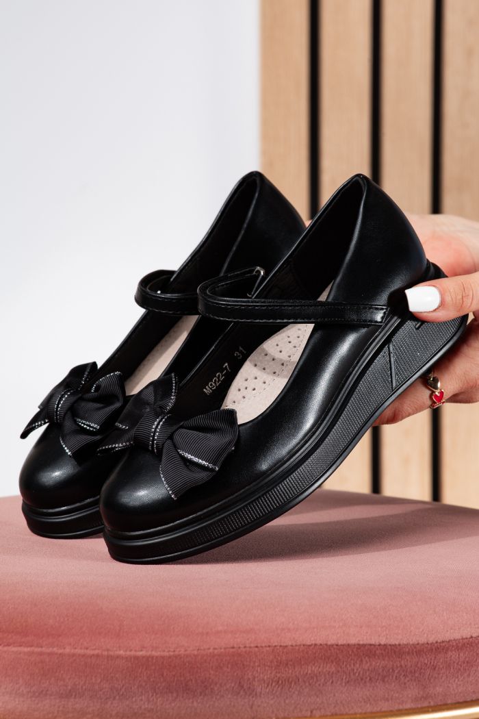 Обувки за момичета черни от еко кожа Alis #24652