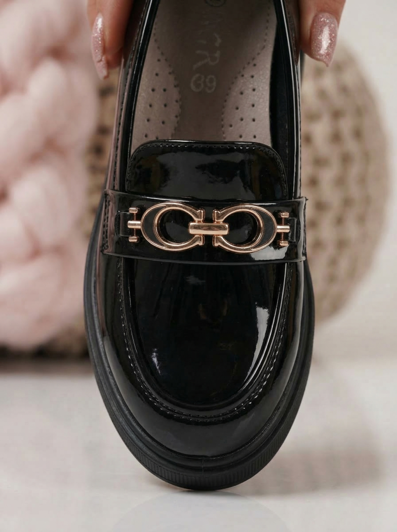 Черни лачени обувки за момичета Андреина #24630