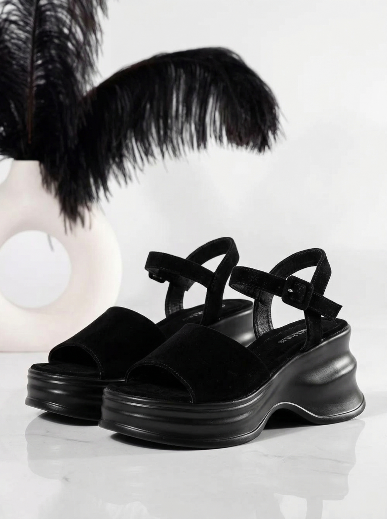 Дамски сандали с платформа черни от еко кожа Adena #21302