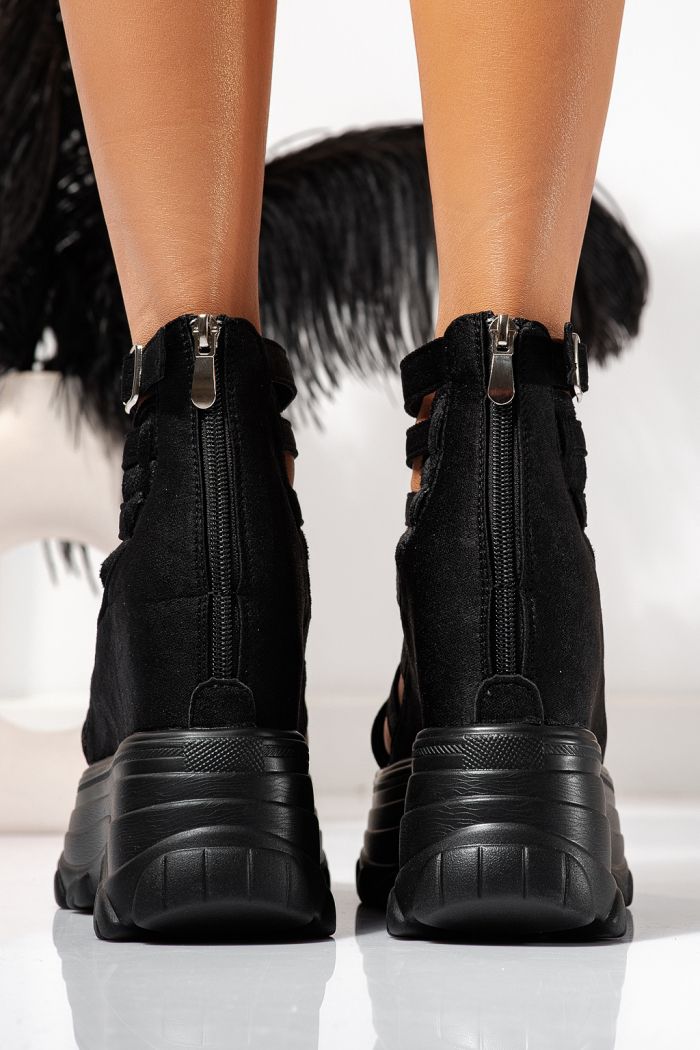 Дамски сандали с платформа бели от текстилен материал Selina #24732