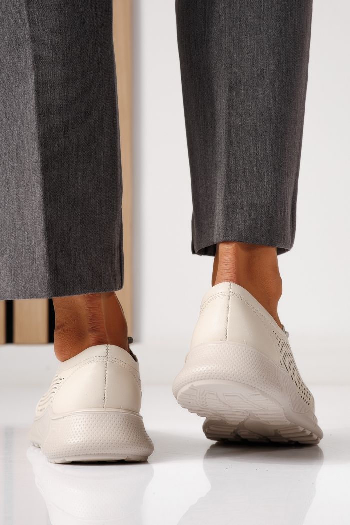 Всекидневни дамски обувки бежови  от еко кожа Gilda #24941