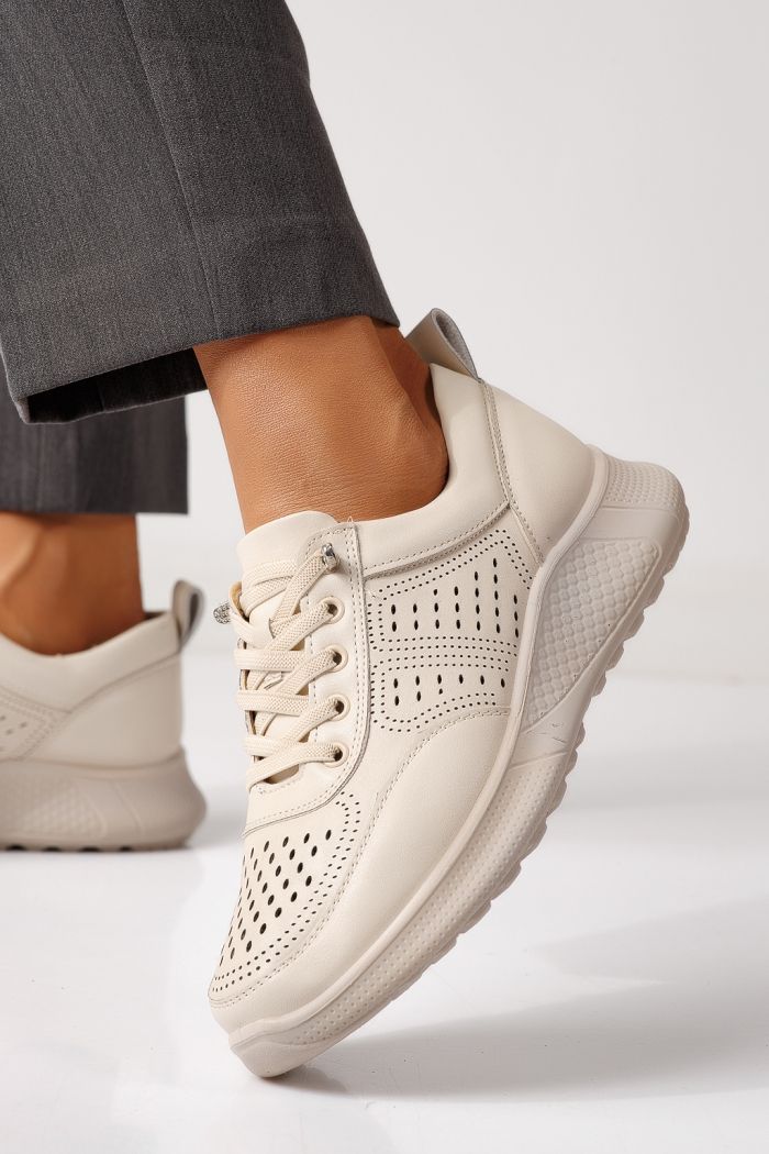 Всекидневни дамски обувки бежови от еко кожа Bica #24937