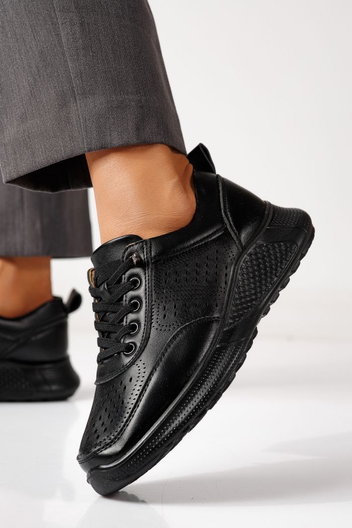 Всекидневни дамски обувки черни от еко кожа Bica #24938