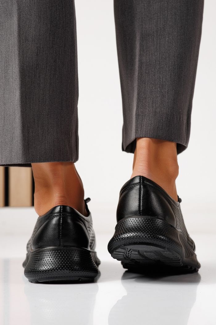 Всекидневни дамски обувки черни от еко кожа Gilda #24942