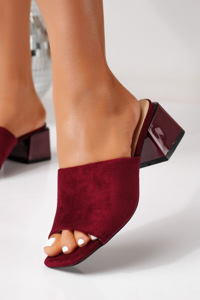Дамски чехли с ток бордо от обърната еко кожа Thalira #24705