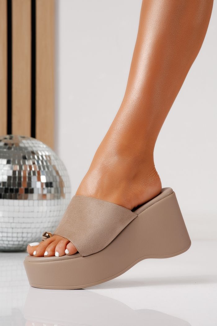 Дамски чехли с платформа каки от обърната еко кожа Giulia #24973