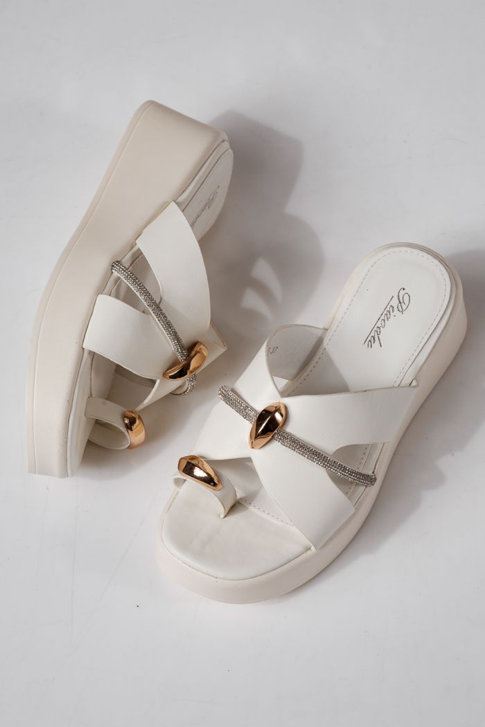 Дамски чехли с платформа бели от еко кожа Keiko #24982