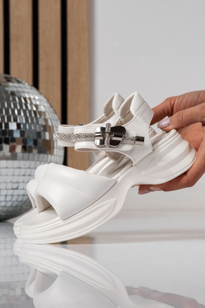 Детски сандали бели от еко кожа Flori #24947