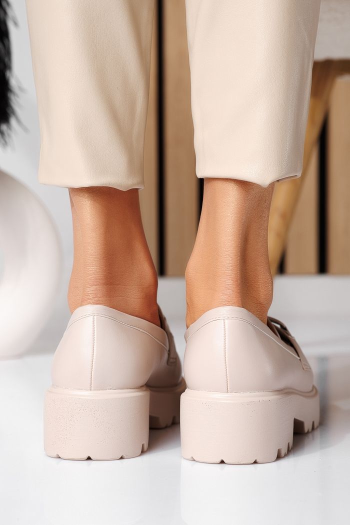 Всекидневни дамски обувки бежови от еко кожа Elara #25126