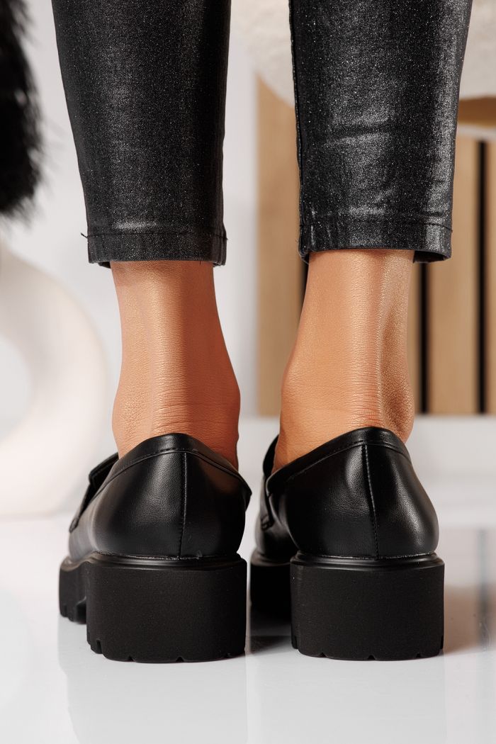 Всекидневни дамски обувки черни от еко кожа Elara #25128