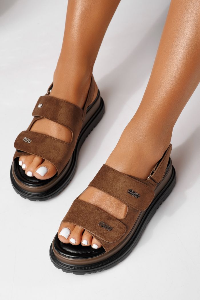 Дамски сандали с платформа кафяви от обърната еко кожа Cleo #25081
