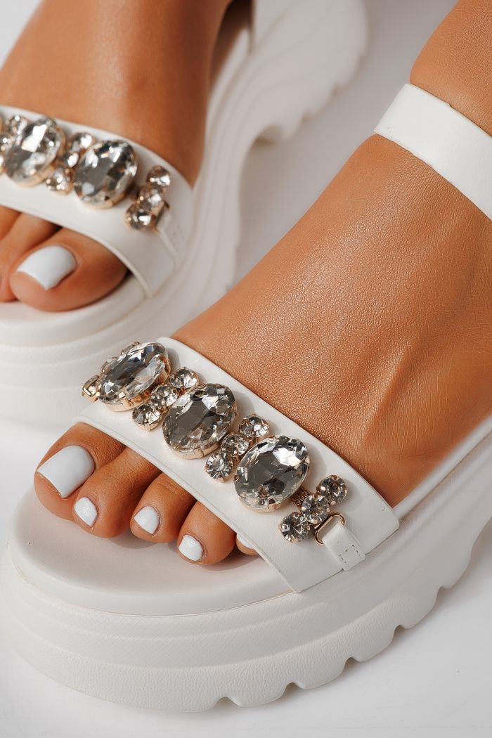 Дамски сандали с платформа бели от еко кожа Isabel  #25220