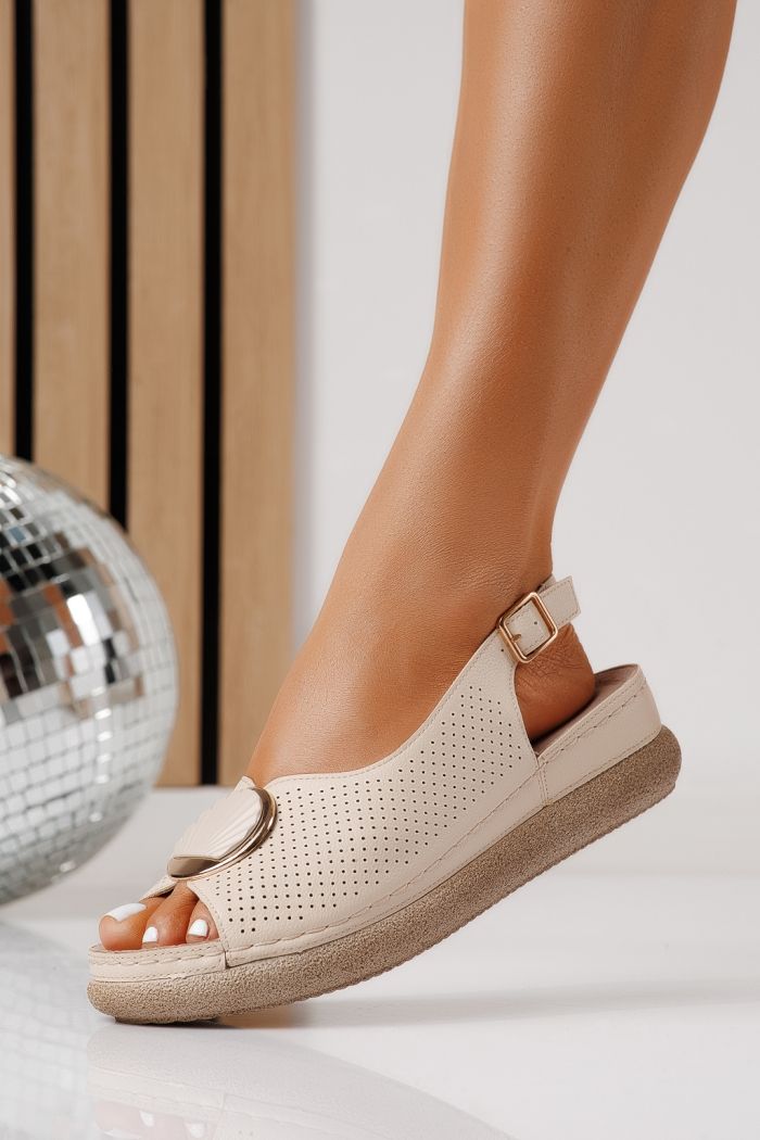 Дамски сандали с платформа бежови от еко кожа Noelia #25046