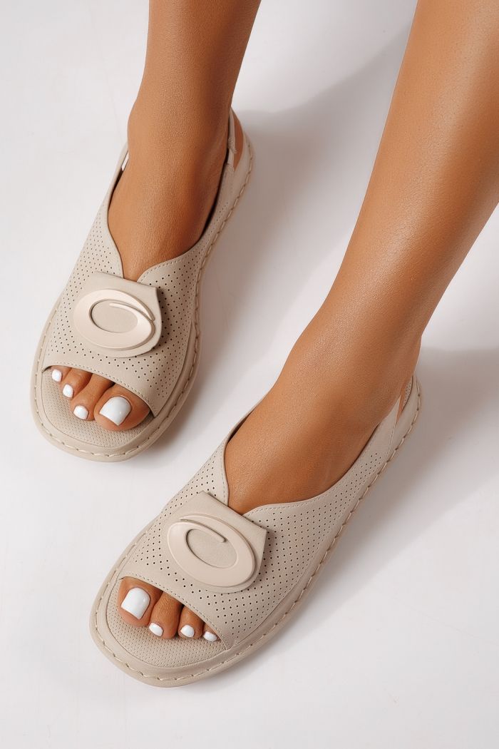 Дамски сандали с ниска подметка бежови от еко кожа Zaria #25173