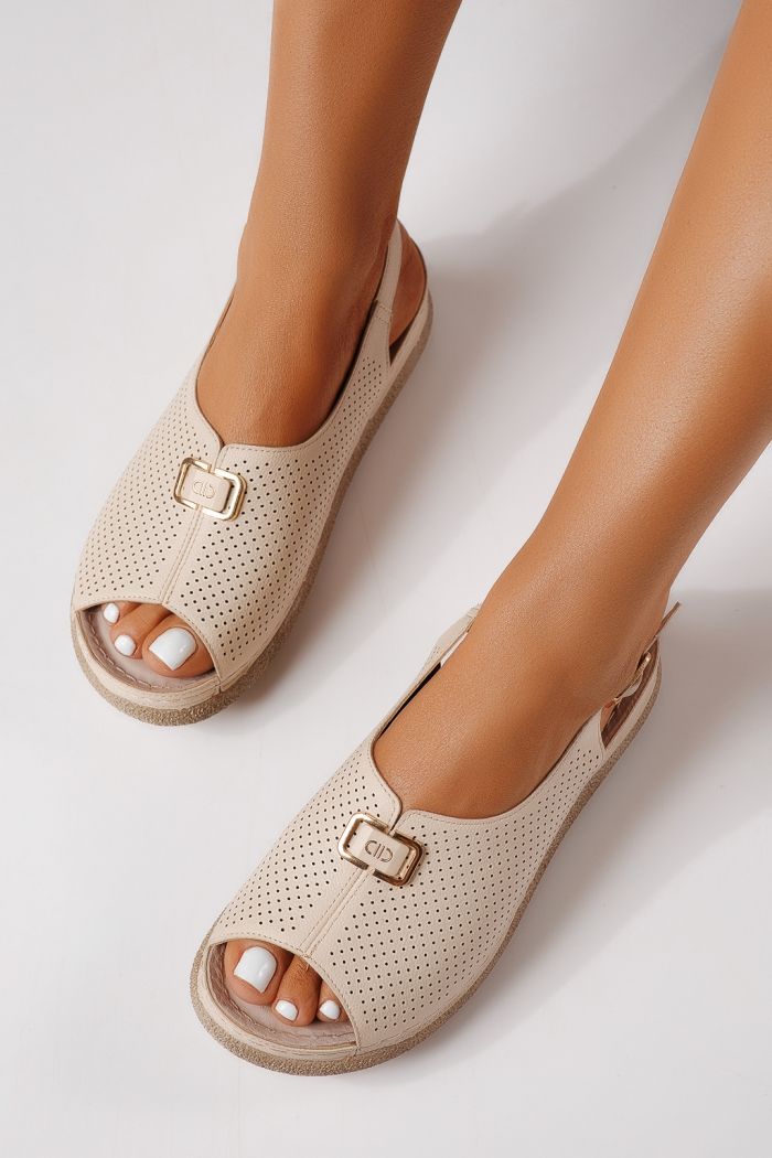 Дамски сандали с платформа бежови от еко кожа Paloma #25048