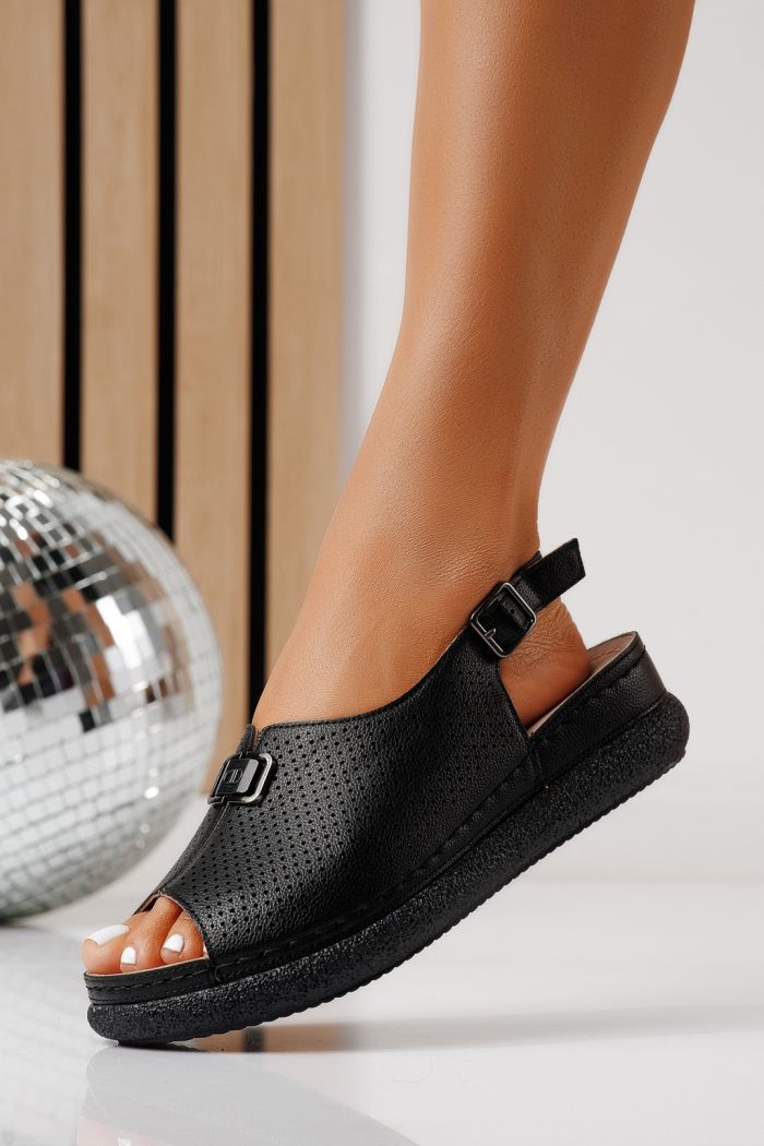 Дамски сандали с платформа черни от еко кожа Paloma #25049