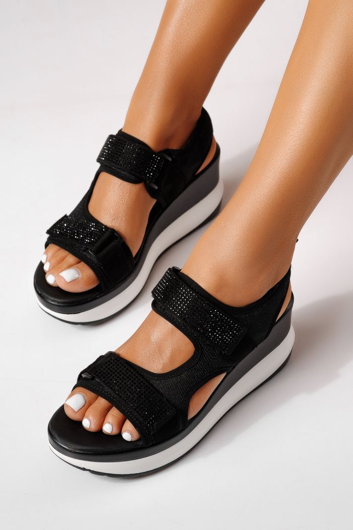Дамски сандали с платформа черни от текстилен материал Melissa #25347