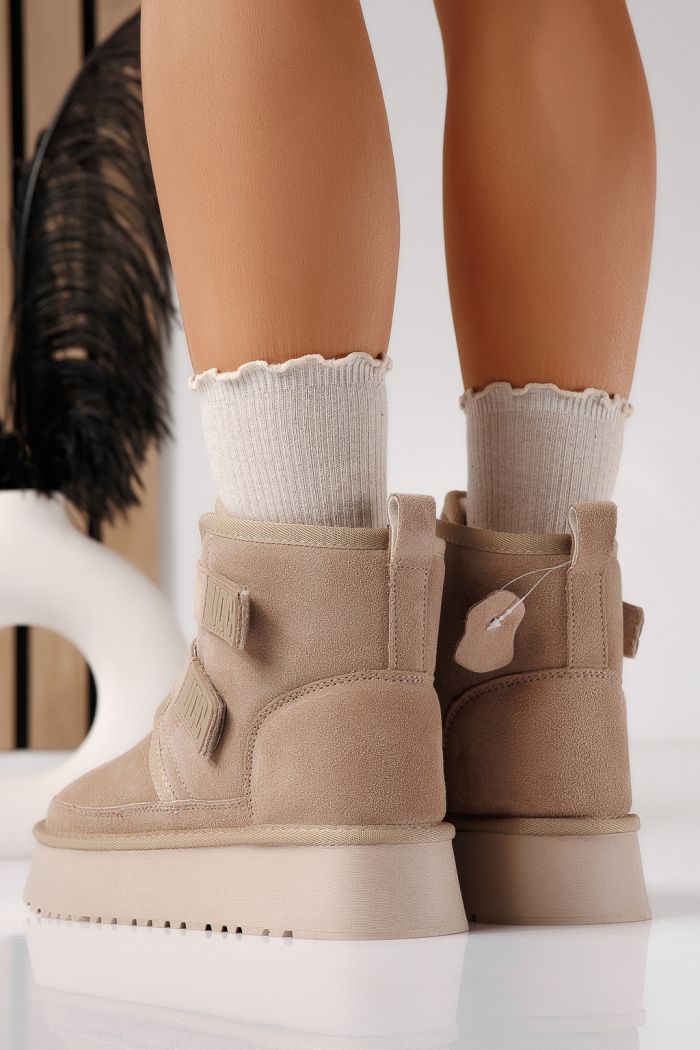 Дамски къси чизми подплатени с пух тип UGG каки от обърната естествена кожа Nicoleta #30562