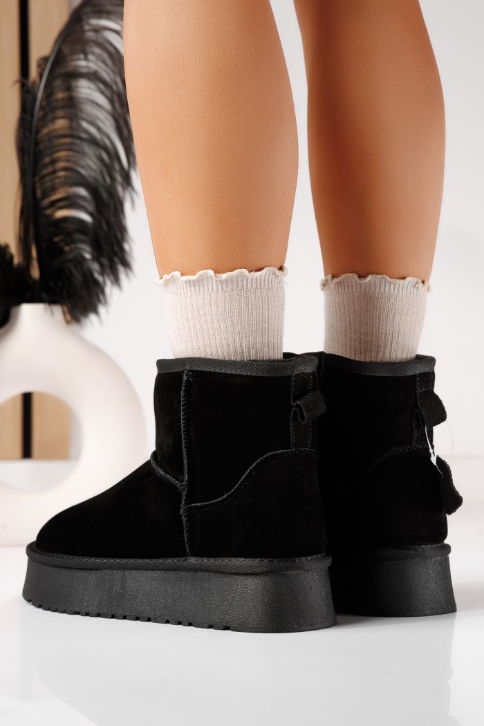 Дамски къси чизми подплатени с пух тип UGG черни от обърната естествена кожа Luiza #30567
