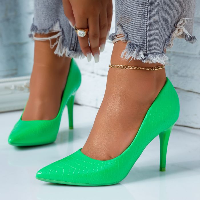 Обувки на токчета Galia зелено #6668M