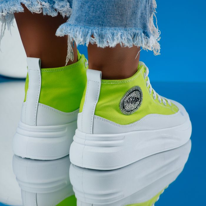 Дамски спортни обувки Cezara Зелено #7307M
