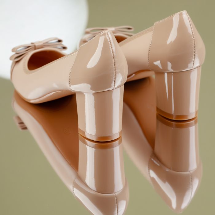 Дамски обувки на ток Ana Бежово #7005M