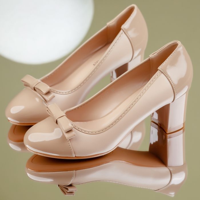 Дамски обувки на ток Ana Бежово #7005M