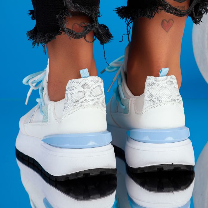 Дамски спортни обувки Kiara бяло #9011