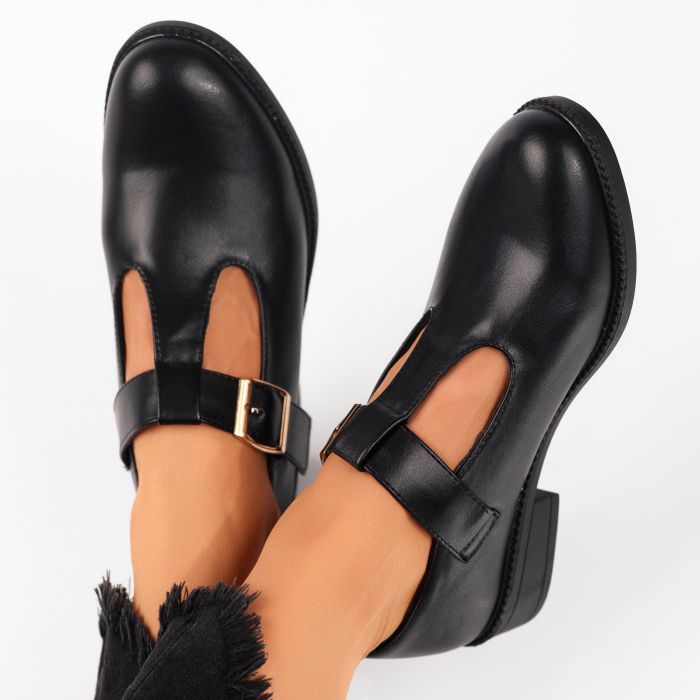 Ежедневни дамски обувки Karo Черен #9311