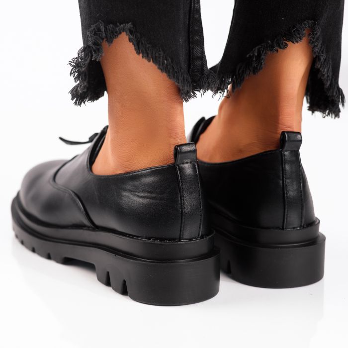 Ежедневни дамски обувки Clara Черен #9257
