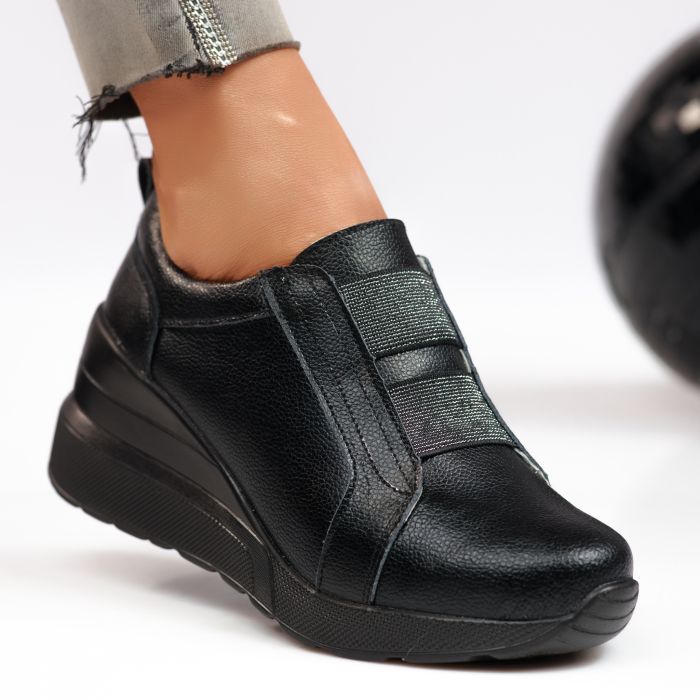 Спортни обувки от естествена кожа Juniper черен #9473