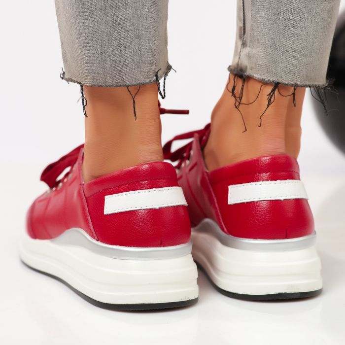 Спортни обувки от естествена кожа Roxen червен #9444